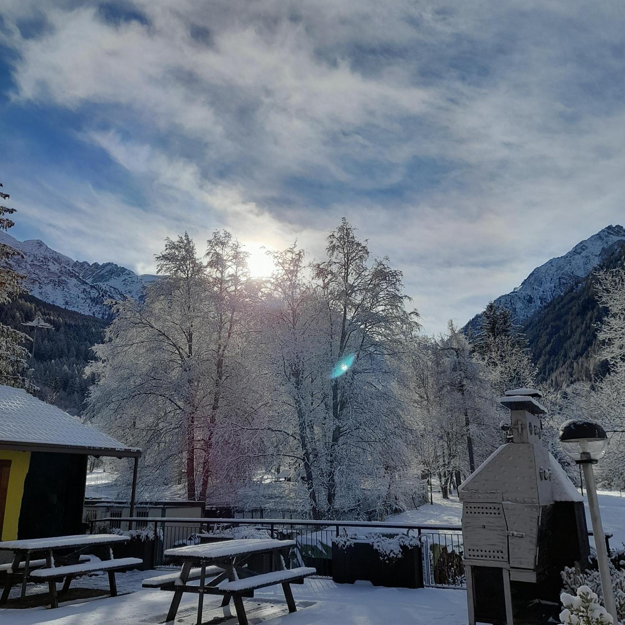 Soggiorno Vacanze Stella Alpina Temù 外观 照片
