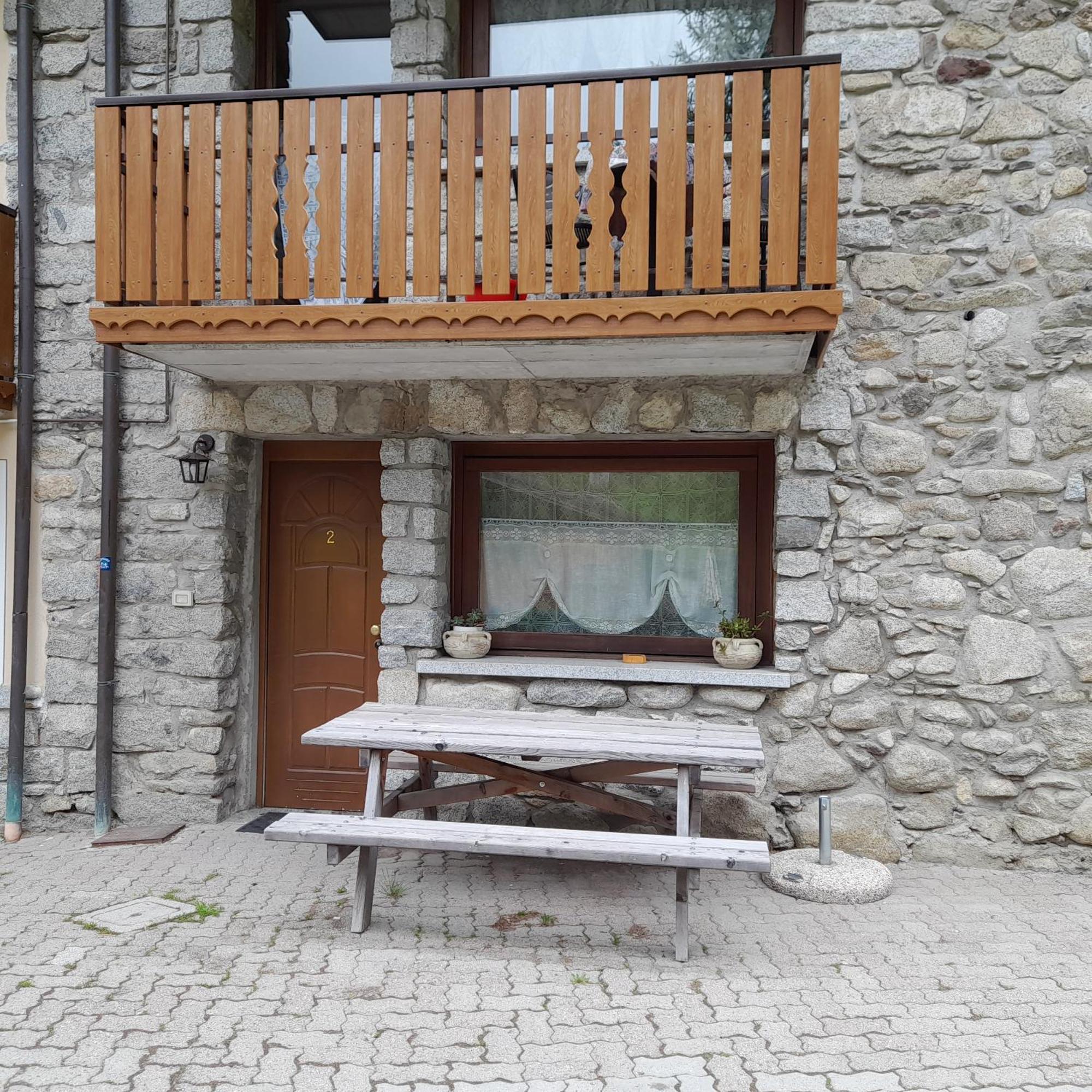 Soggiorno Vacanze Stella Alpina Temù 外观 照片